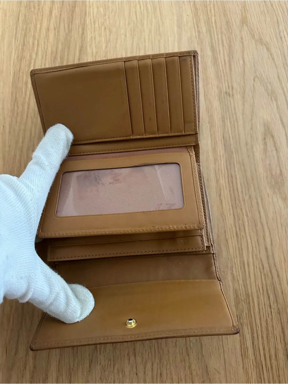 MCM tri fold